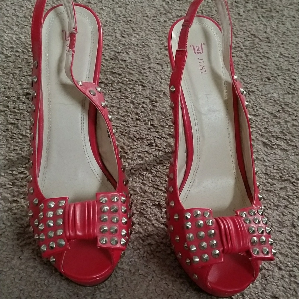 Red studded slingback peep toe platform pumps